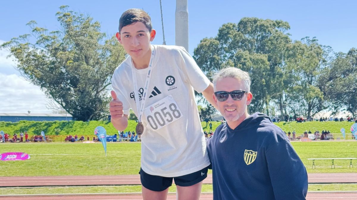 Ian Sayavedra ganó la medalla de oro en los 1.200 metros de los Juegos Bonaerenses 2026